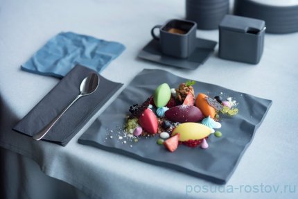 Блюдо 18 х 18 см серое &quot;BENT&quot; / 163387